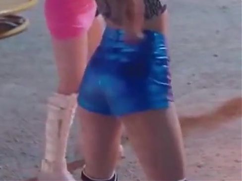 (G)I-DLE's Soyeon With Her Booty And Her Jiggle
