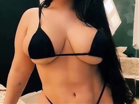 Victoria Matosa's Super Hot Bikini Body
